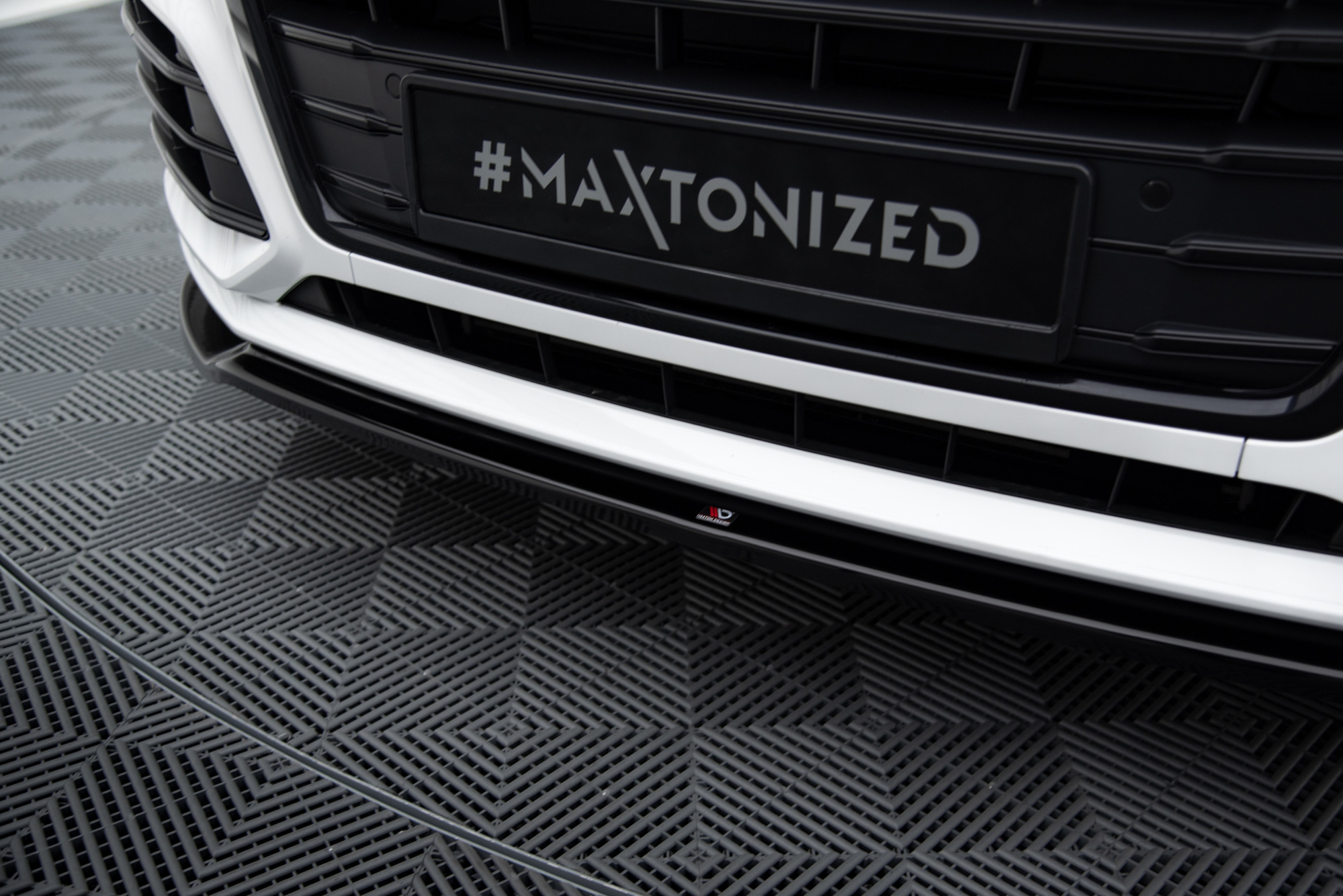 Voorspoiler passend voor Audi SQ5/Q5 S-Line MK11 Glanzend Zwart