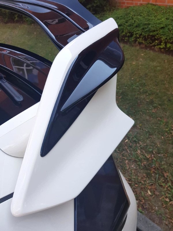 Zijspoiler Extentie Honda Civic X Type R Glanzend Zwart