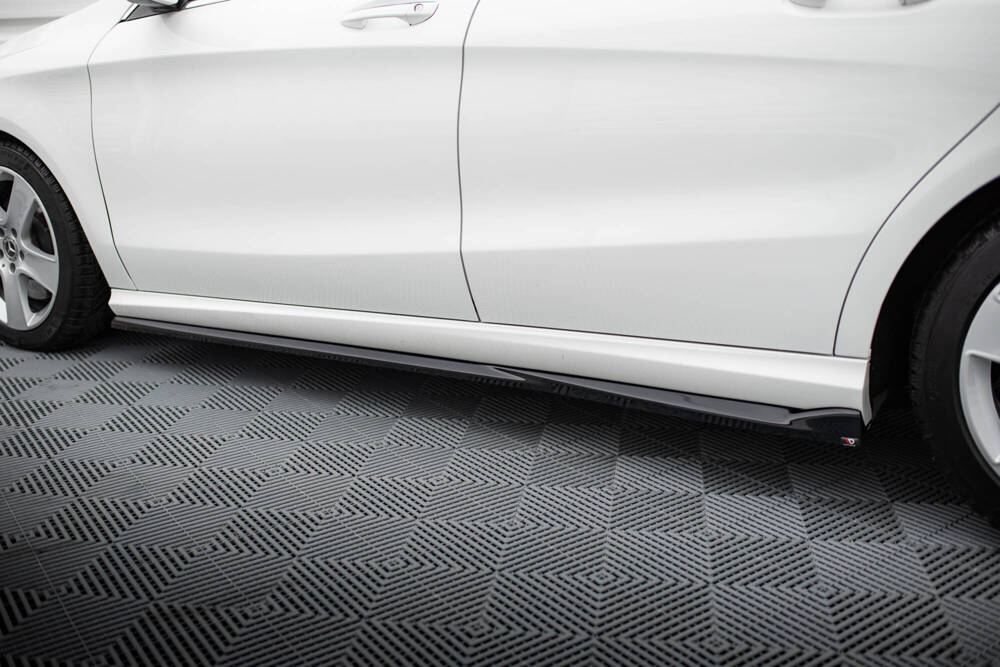 Zijskirts passend voor Mercedes-benz CLA C117 Facelift