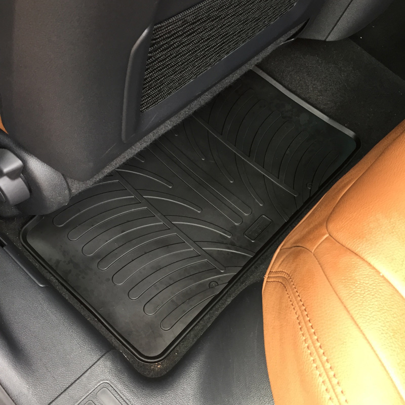 Rubber car mats set  Peugeot 508 2011-2018 (T profile 4-pieces + mounting clips)