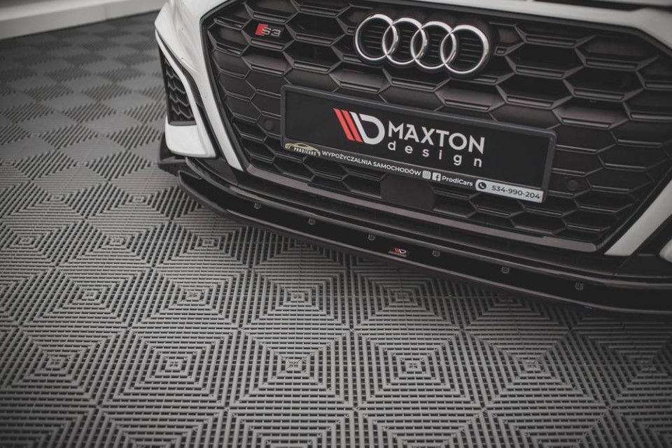 Voorspoiler passend voor Audi S3 / A3 S-Line 8Y Glanzend zwart V.2