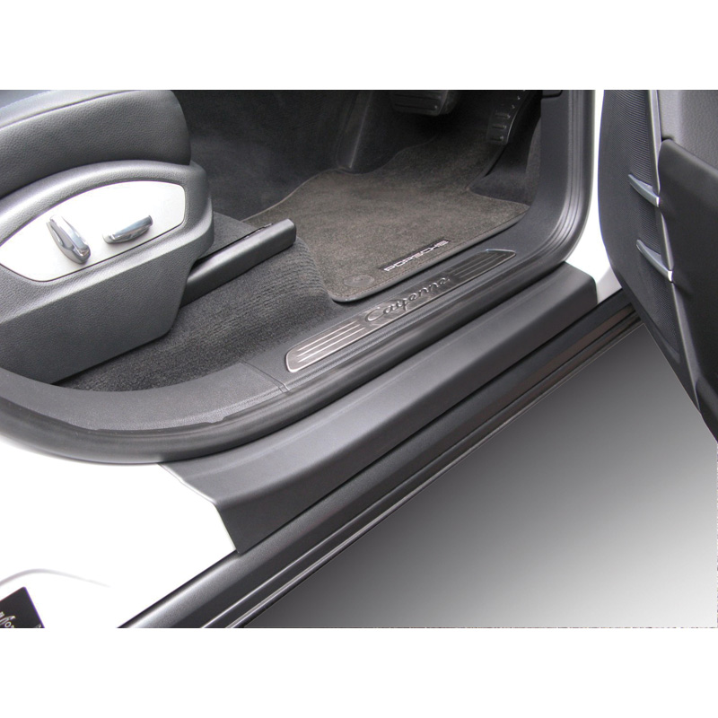 RGM Sill protectors  Volkswagen Touareg 2018- - set of 2 pieces
