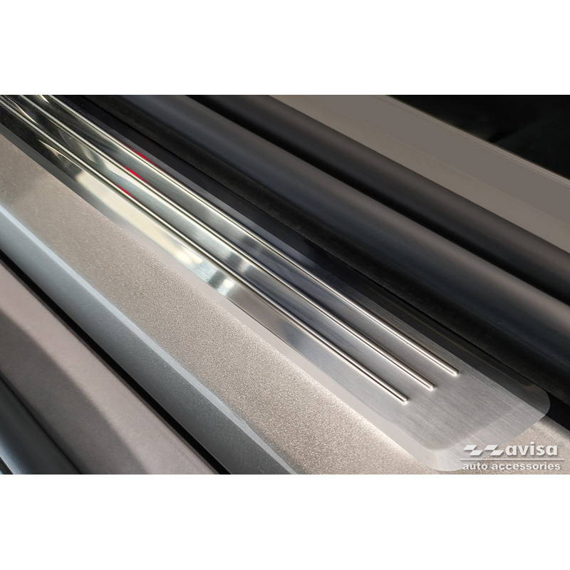 Inox door sill protectors  Volvo V90 & V90 Cross Country 2016- - 'Lines' - 4-pieces
