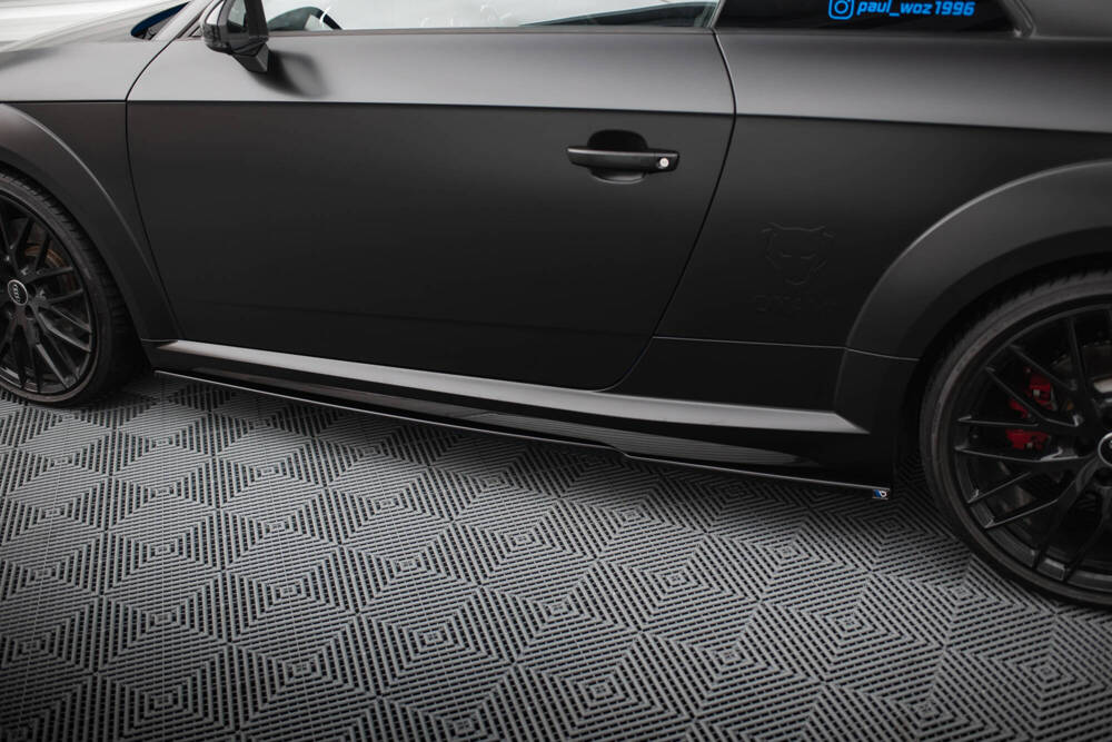 Zijskirts passend voor Audi TT S-Line / TTS 8S FL Maxton Glans Zwart