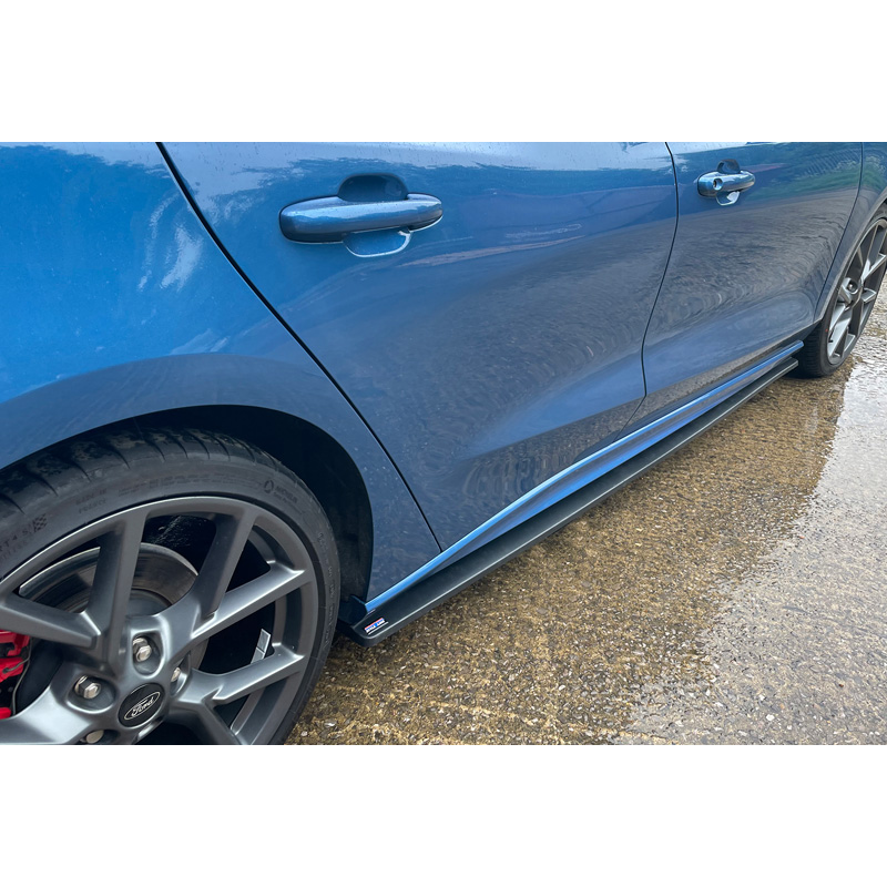 RGM Set Side skirts  Ford Focus IV ST & ST-Line 2018- - Black (ABS)