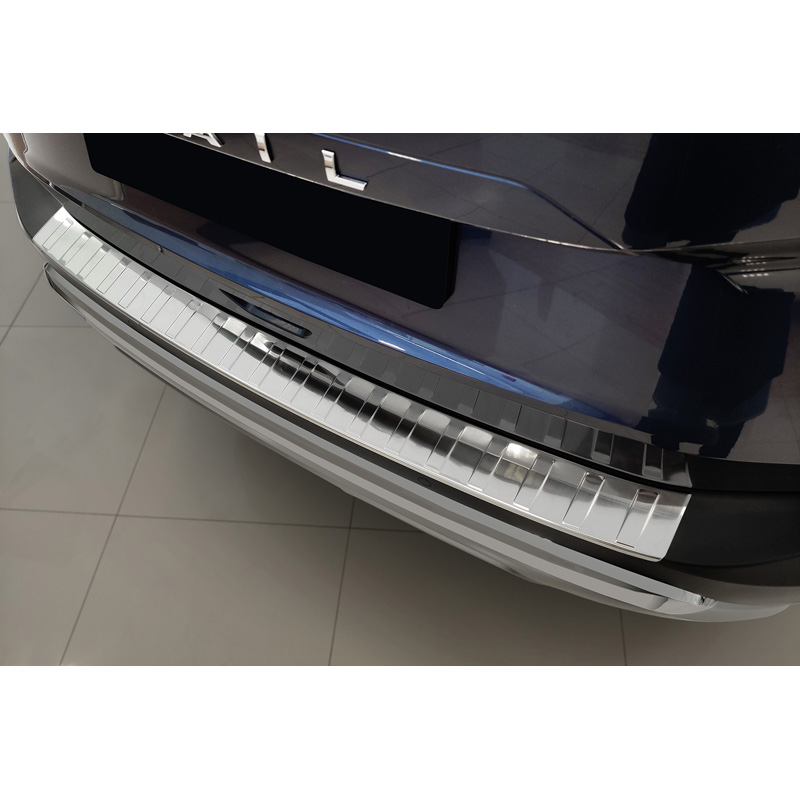 Stainless Steel Rear bumper protector  Nissan X-Trail IV (T33) 2021- 'Ribs'