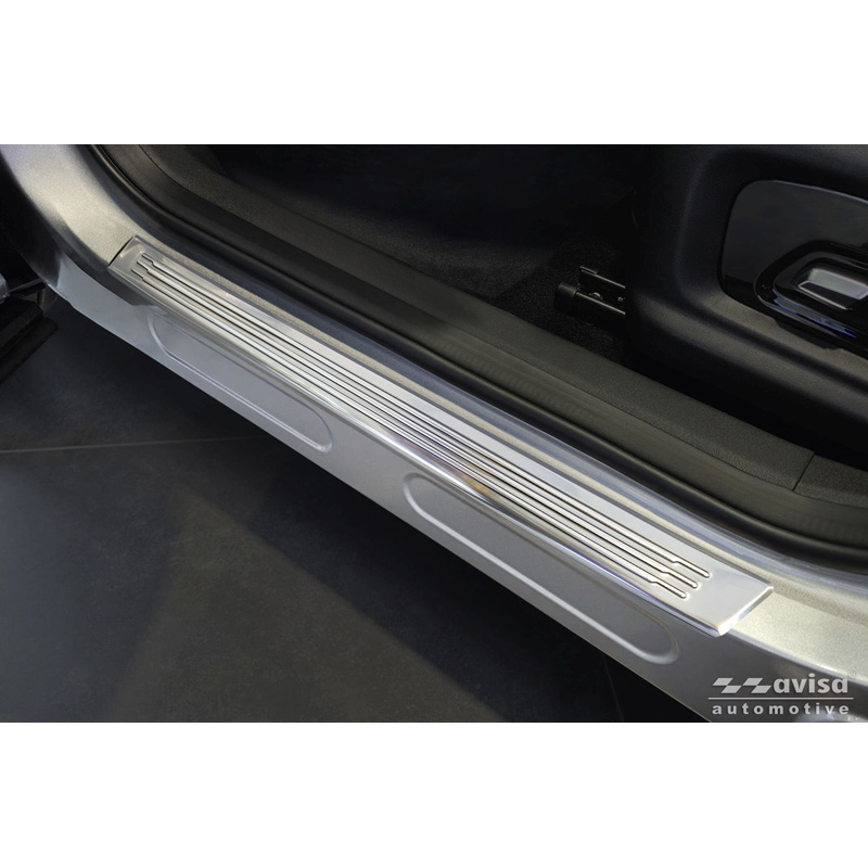 Avisa Stainless Steel Door sill protectors  Omoda 5 2024- - 'Lines' - 4-pieces
