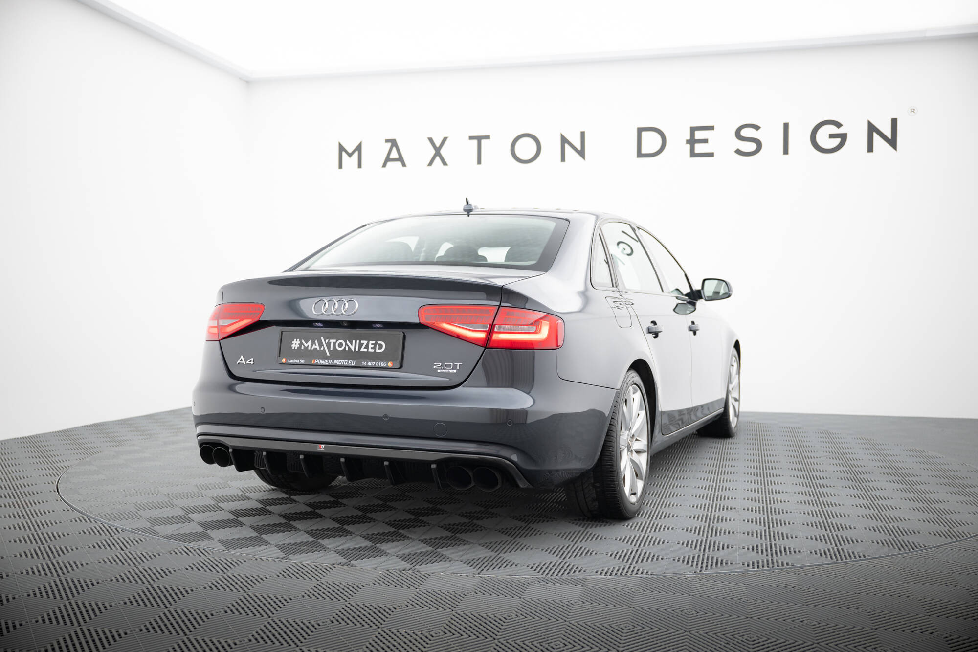 Achter Diffuser passend voor Audi A4 B8 Facelift Maxton Glans zwart (dubbele uitlaat aan beide kanten)