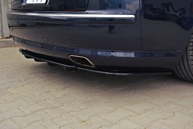 Diffuser passend voor Audi  A8 W12 D3 (Met verticale bar) Maxton Glanzend Zwart