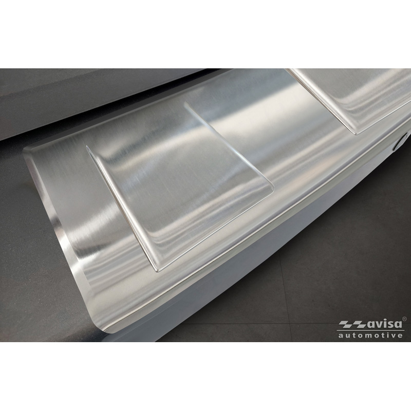 Avisa Stainless Steel Rear bumper protector  Citroën Space Tourer & Jumpy 2016- / Peugeot Traveller & Expert 2016- / Toyota Proace Verso 2016- / Opel Vivaro & Zafira Life 2019-