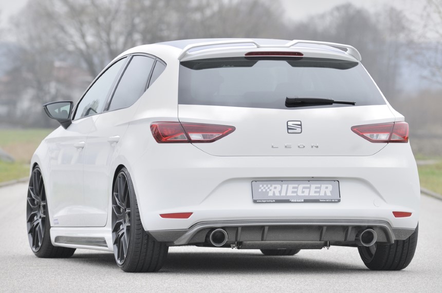 Diffuser passend voor Seat Leon F5 Rieger sportuitlaat links + rechts carbon-look