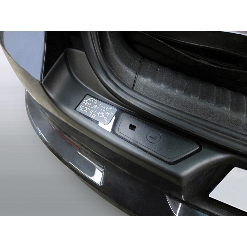 ABS Rear bumper protector  Volkswagen Tiguan 4x4 2007-2016 (for models with factory fitted tow hook) Black