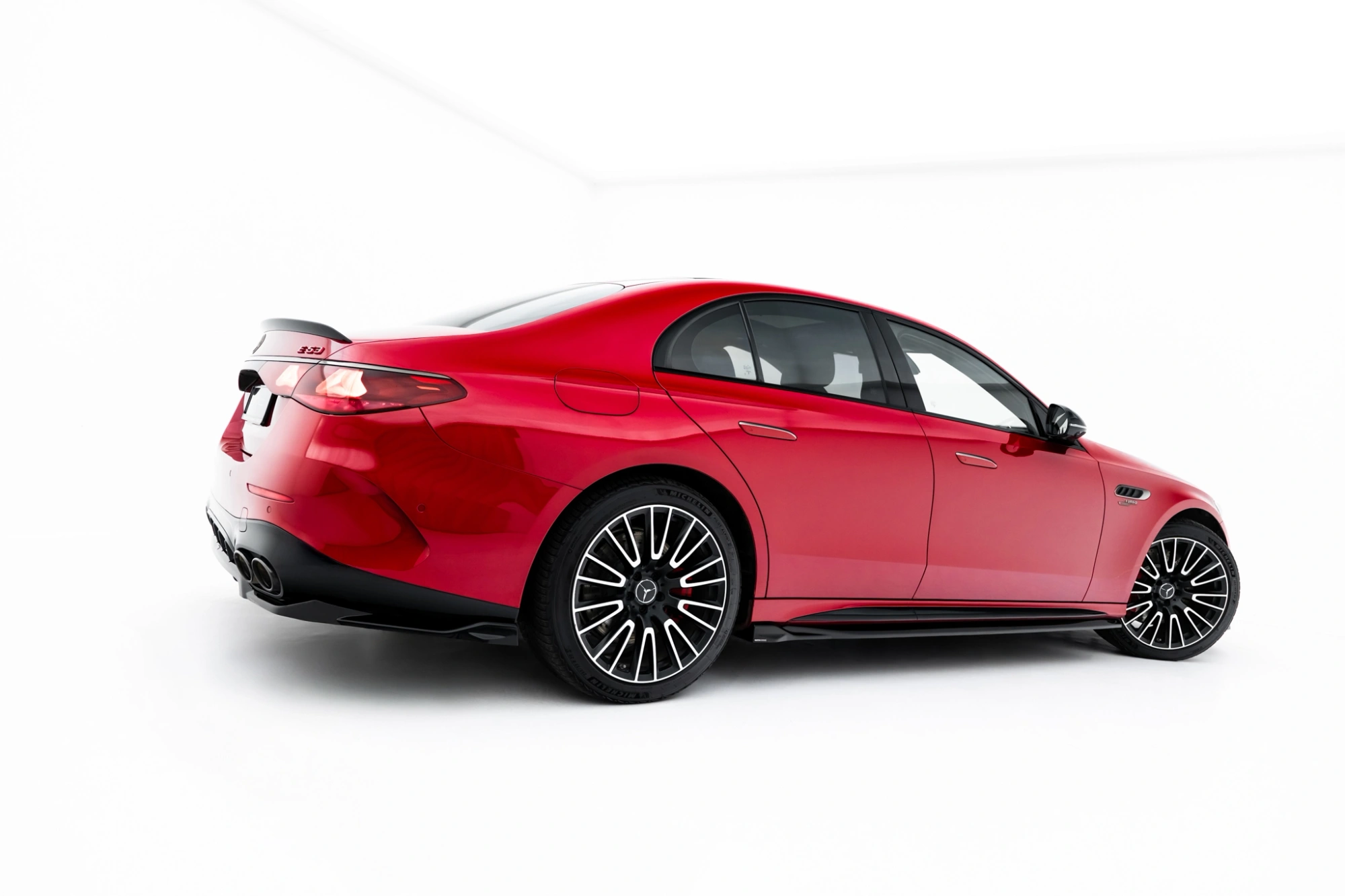 Bodykit Mercedes-AMG E53 Sedan W214 Maxton Glans Zwart
