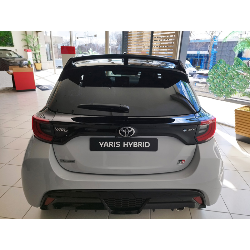 Roof spoiler  Toyota Yaris 2020- incl. GR Sport (PU)