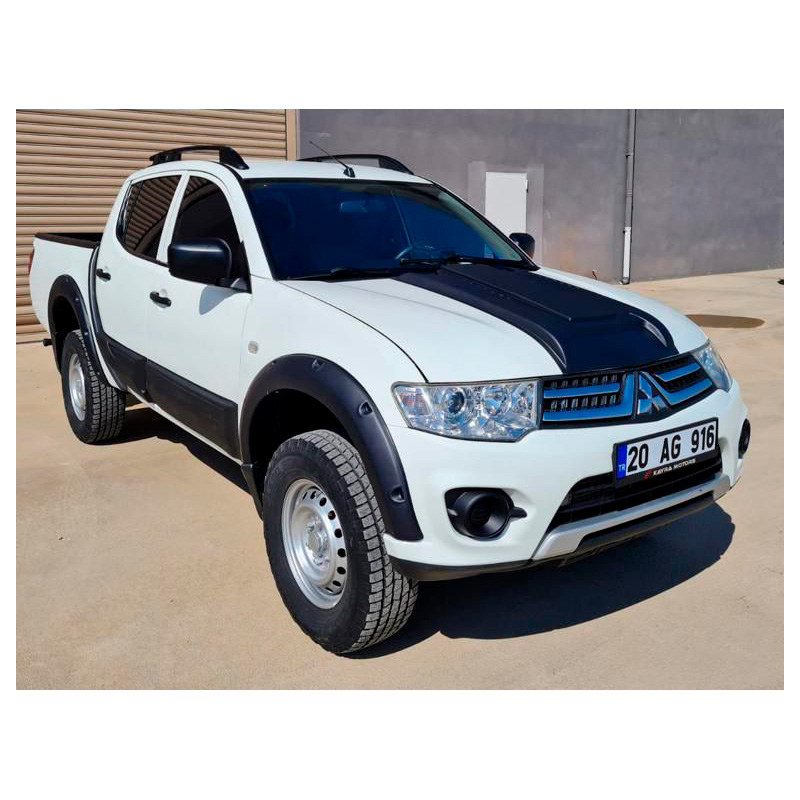 Body Cladding  Mitsubishi L200 Triton 4 2007-2014 - Matt black