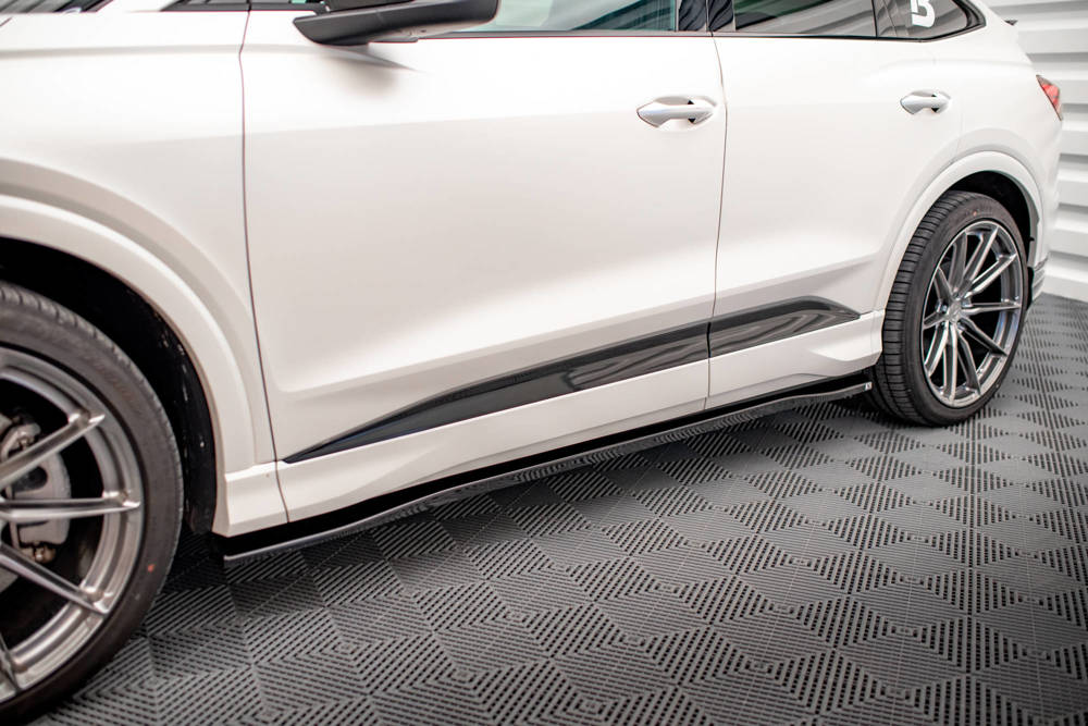 Zijskirts passend voor Audi Q4 E-Tron sportback S-line Maxton Glans Zwart