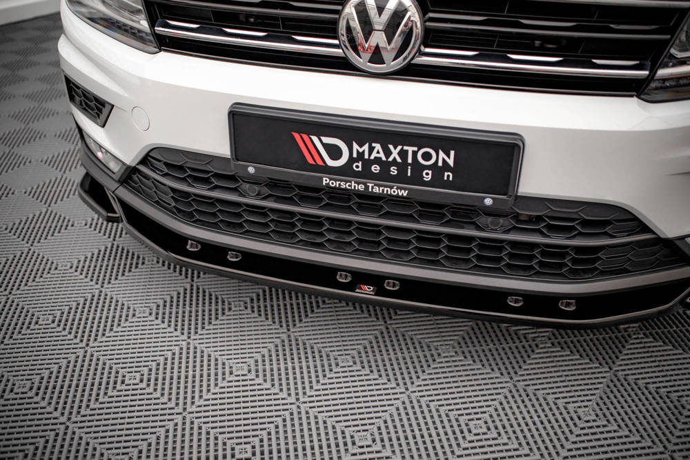 Voorspoiler passend voor Volkswagen Tiguan MK2 Maxton Glans Zwart