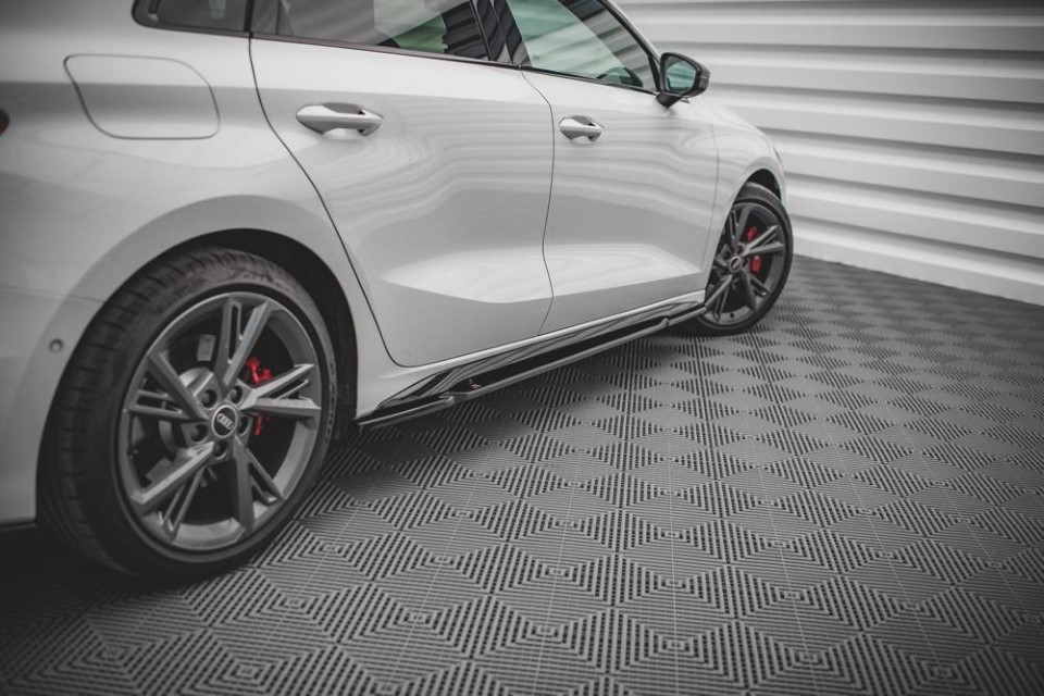 Zijskirts Diffuser passend voor Audi S3 / A3 S-Line 8Y glanzend zwart