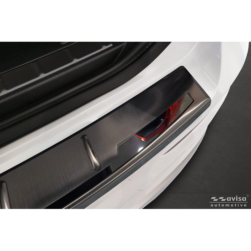 Avisa Black Stainless Steel Rear bumper protector  Volvo XC60 II 2017-2021 & Facelift 2021- incl. R-Design & Plug-in-Hybrid 'Shadow Premium'