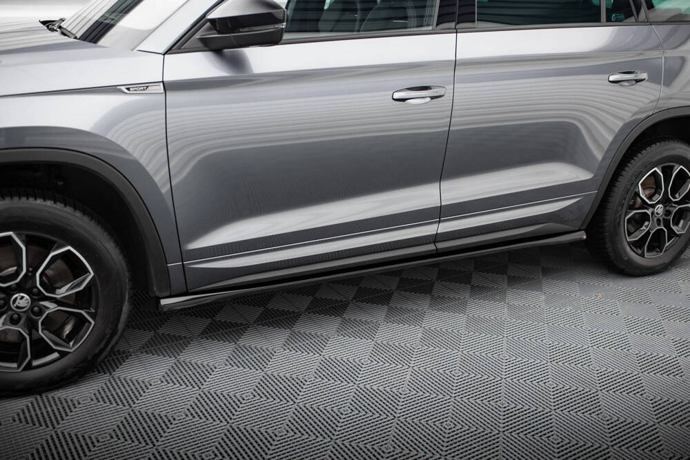 Zijskirts passend voor Skoda Kodiaq Mk1 Facelift Sportline Maxton Design glans zwart