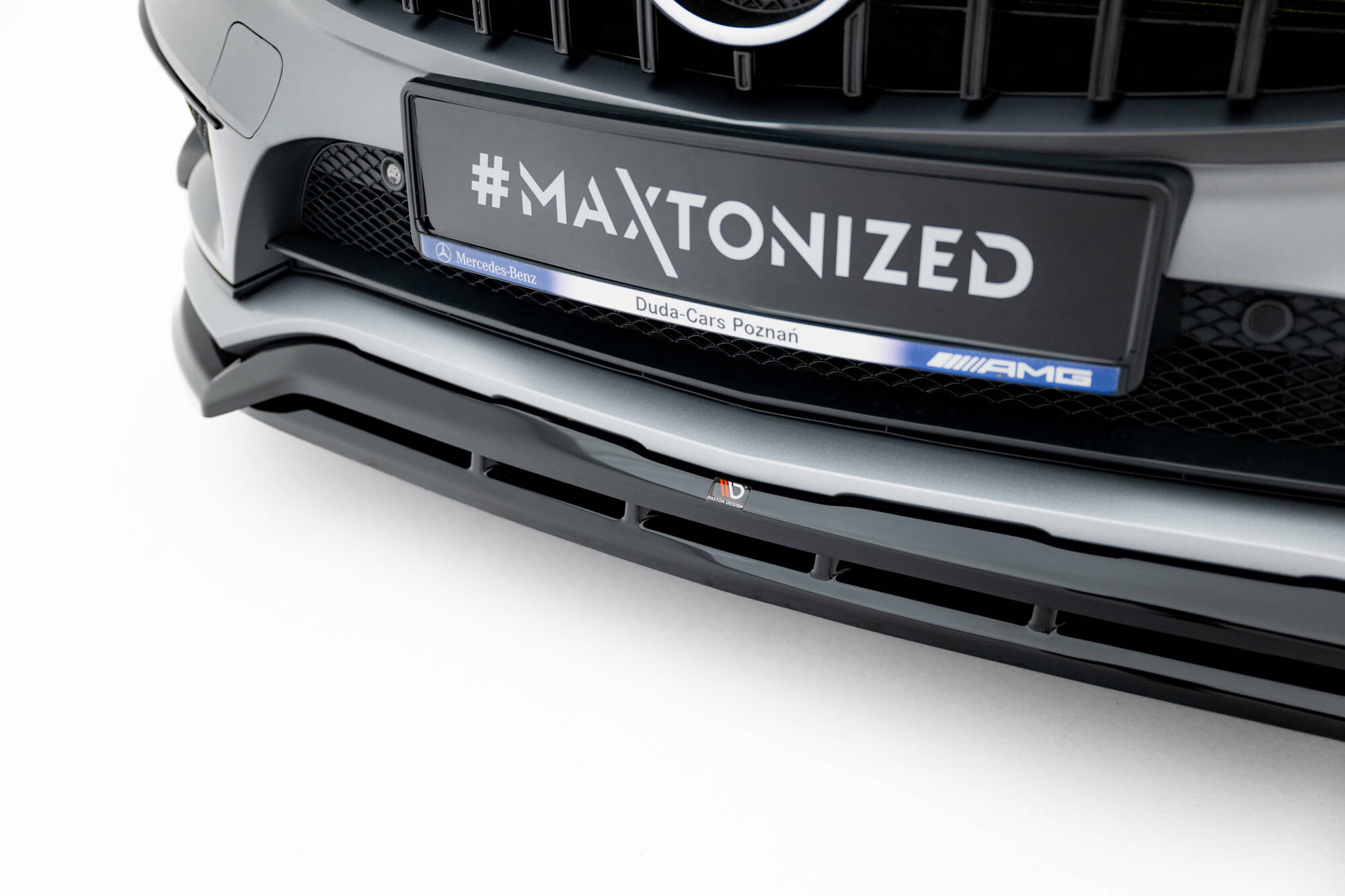 Bodykit passend voor Mercedes-Benz GLA 45 AMG Off-roader X156 Maxton Glanzend zwart