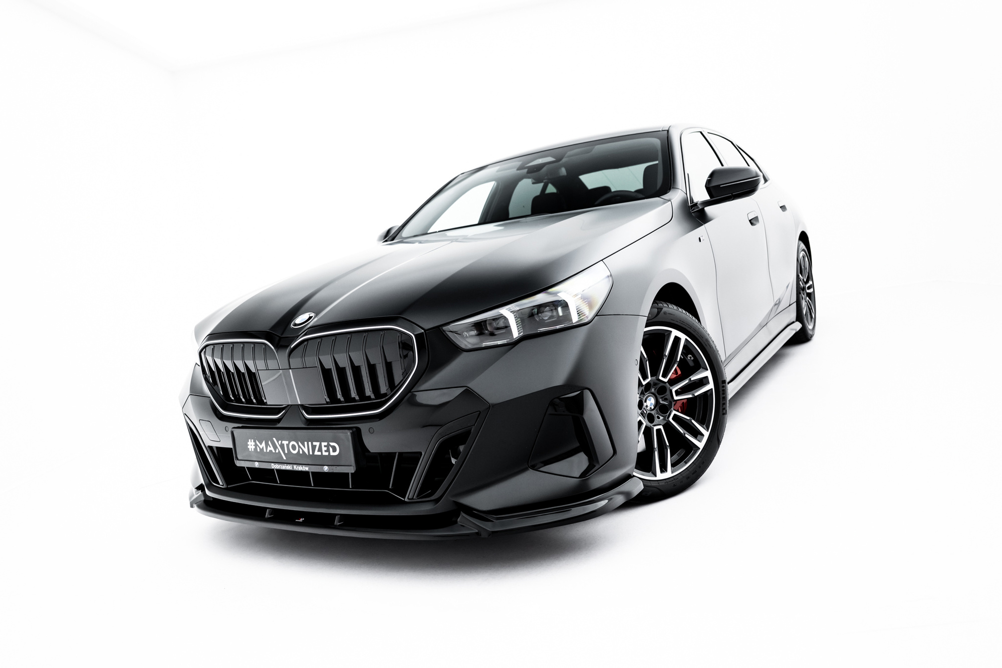 Bodykit passend voor BMW 5-serie G60 M-Pack Maxton Glanzend zwart V.1