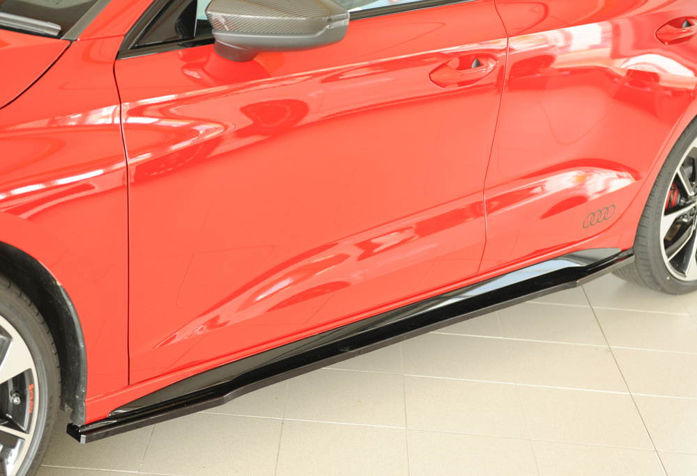 Zijskirts Diffuser passend voor Audi S3 / A3 S-Line 8Y glanzend zwart