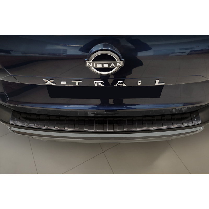 Black Stainless Steel Rear bumper protector  Nissan X-Trail IV (T33) 2021- 'Ribs'