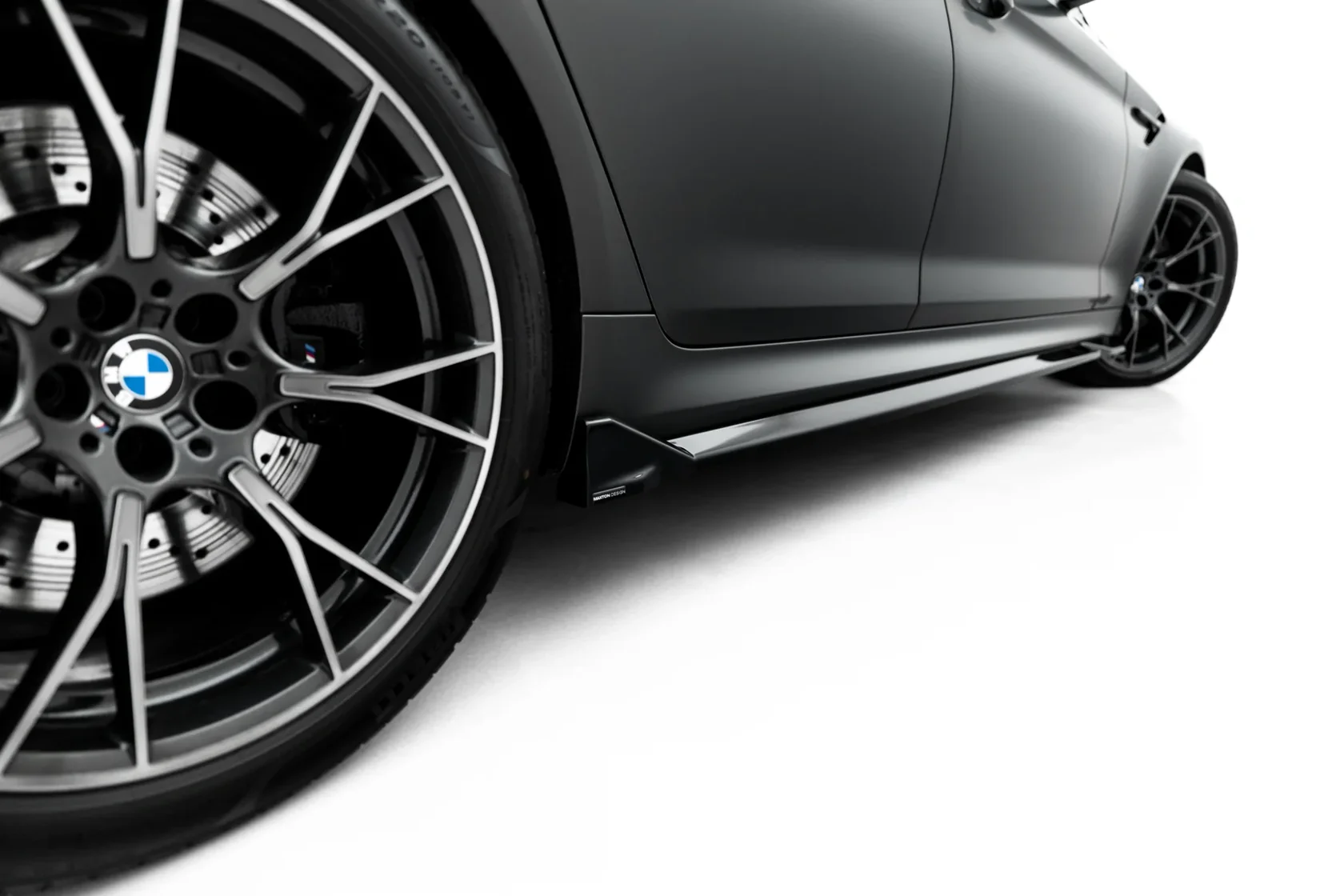 Zijskirts passend voor BMW M5 F90 Maxton Glans Zwart V.2
