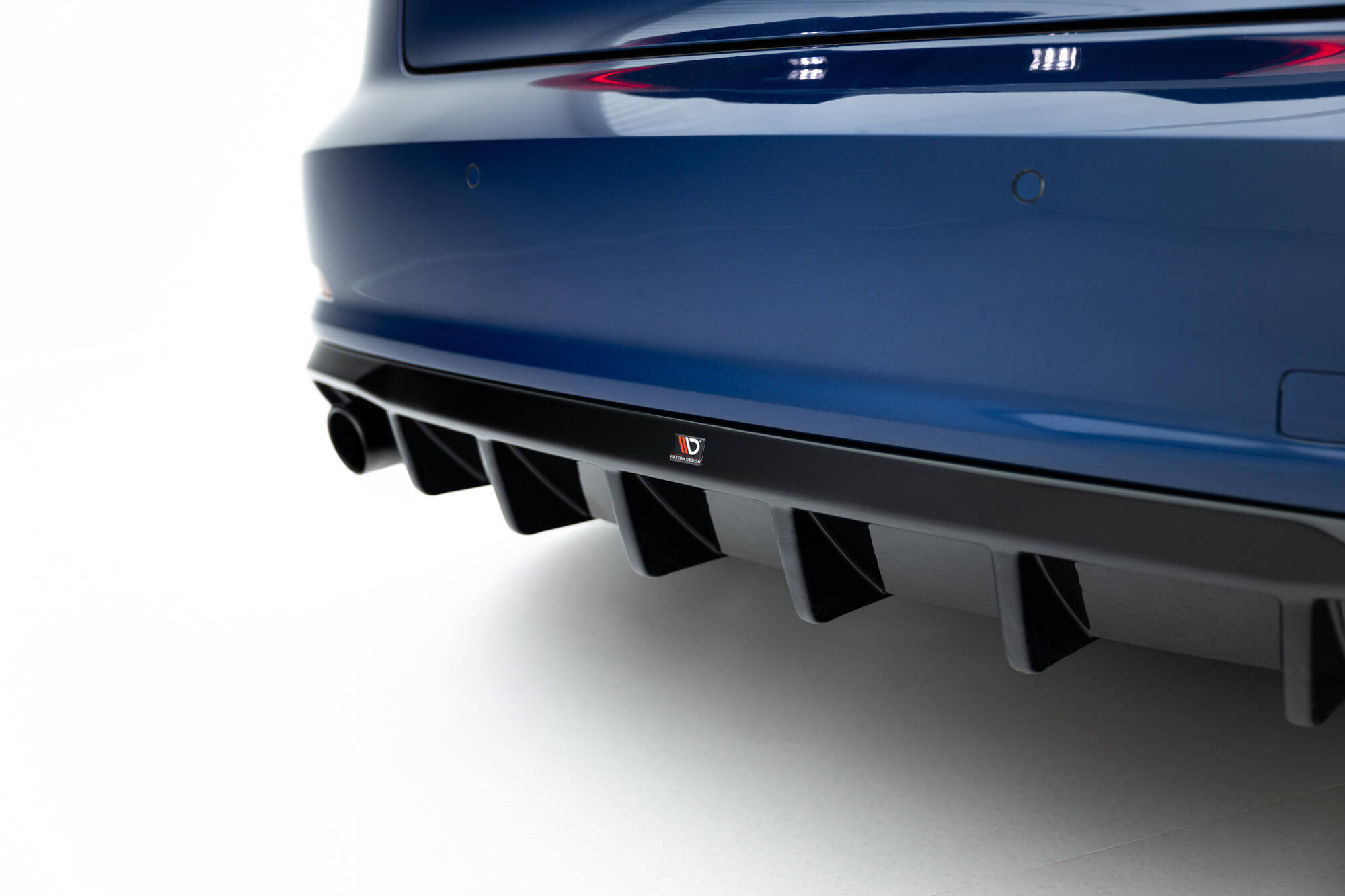 Achter Diffuser passend voor Audi A3 Sedan 8V (Versie met enkele uitlaatuiteinden aan beide kanten) Maxton