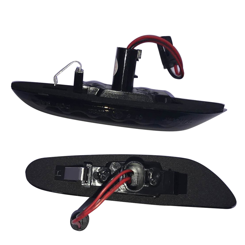Set LED Side Indicators (T10 Plug)  BMW 1-Series E8x / 3-Series E46 / E9x / 5-Series E6x / X1 E84 / X3 E83 - Smoke