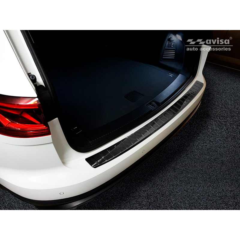 Real 3D Carbon Rear bumper protector  Volkswagen Touareg (CR7) 2018- Incl. Facelift