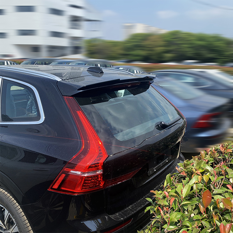 Roof spoiler (Spoiler Cap)  Volvo XC60 II R-Design 2017-2021 & Facelift 2021- (ABS Glossy Black)