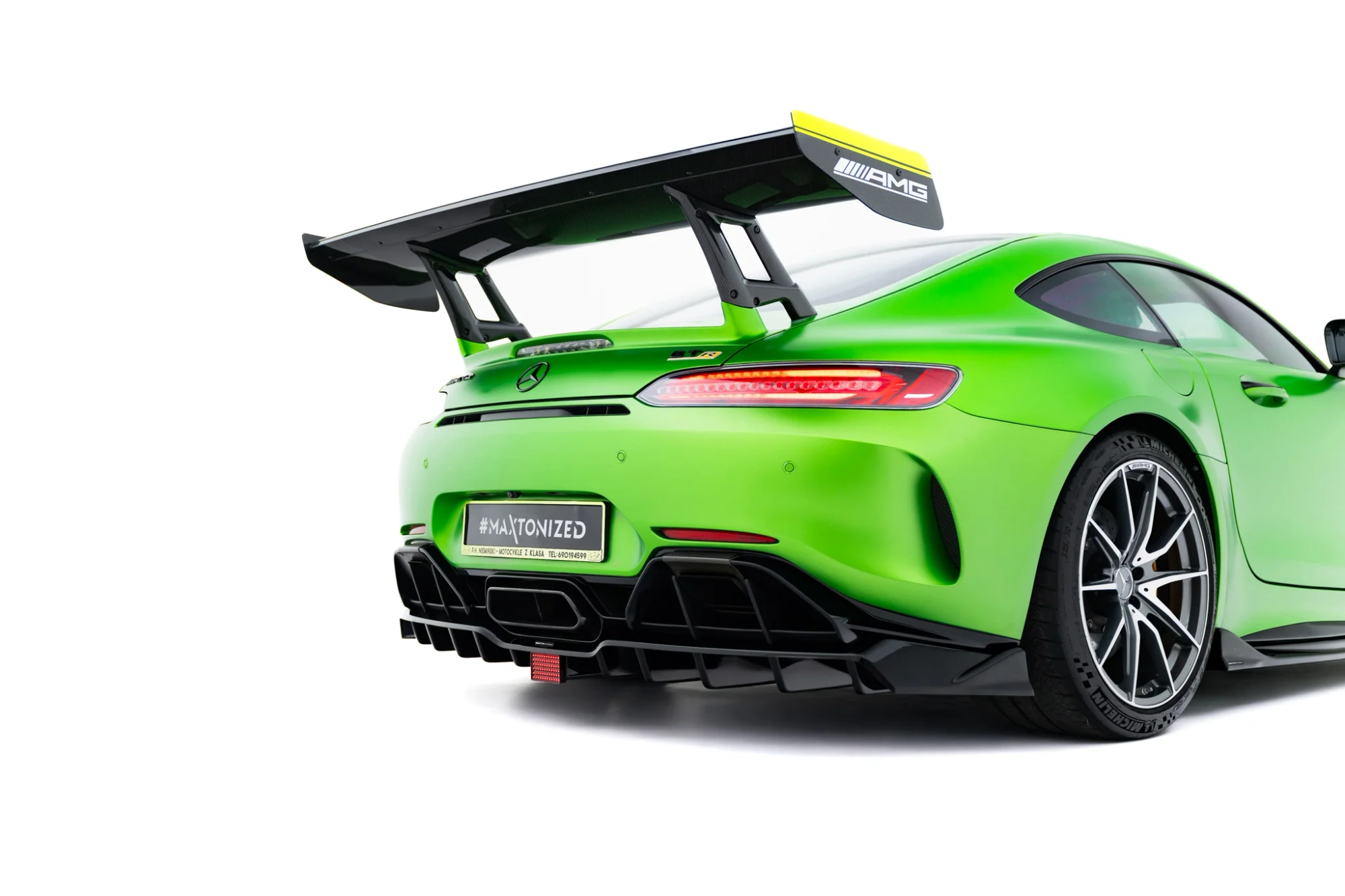 Diffuser passend voor Mercedes-AMG GT R C190 Facelift Glans Zwart + LED
