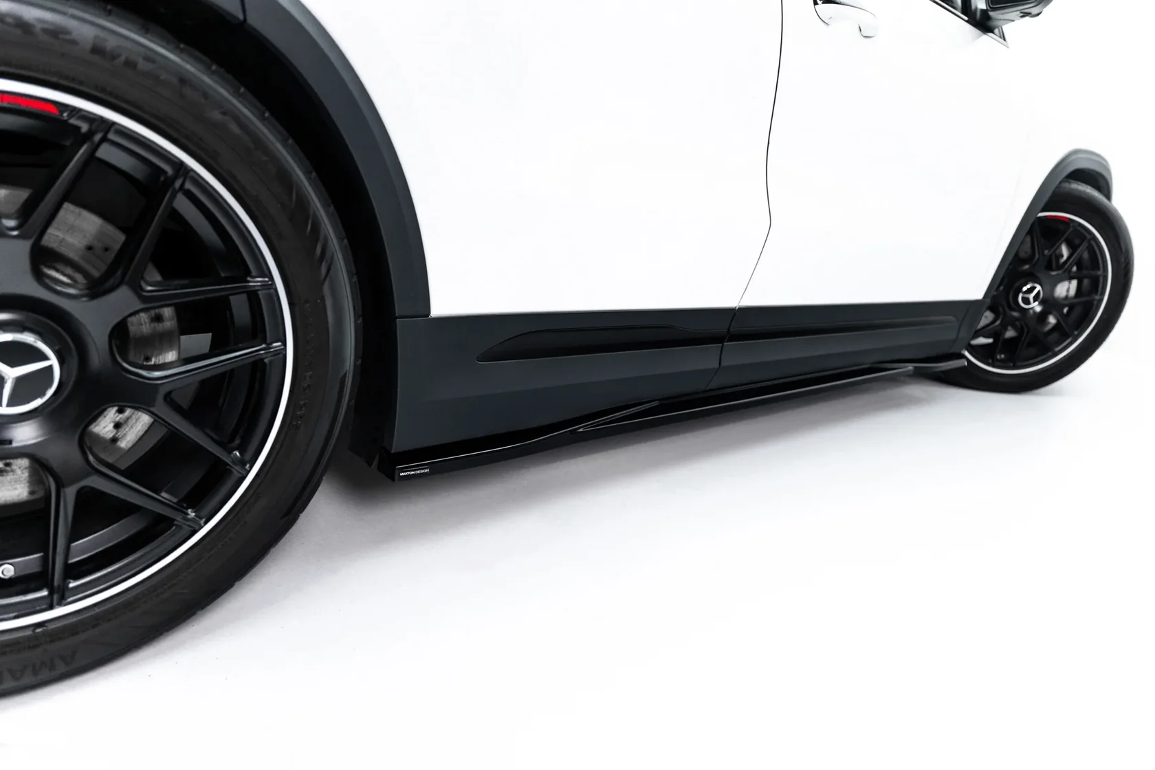 Zijskirts passend voor Mercedes-AMG GLA 35 H247 Glans Zwart