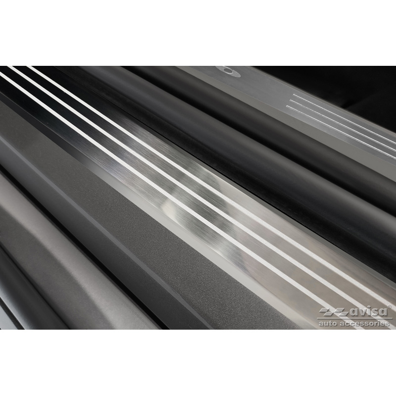 Inox door sill protectors  Volvo V90 & V90 Cross Country 2016- - 'Engraved Lines' - 4-pieces