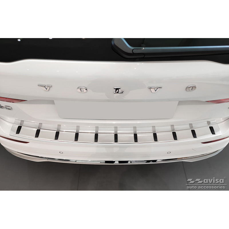 Stainless Steel Rear bumper protector  Volvo XC60 II 2017-2021 & Facelift 2021- (incl. R-Design) 'STRONG EDITION'