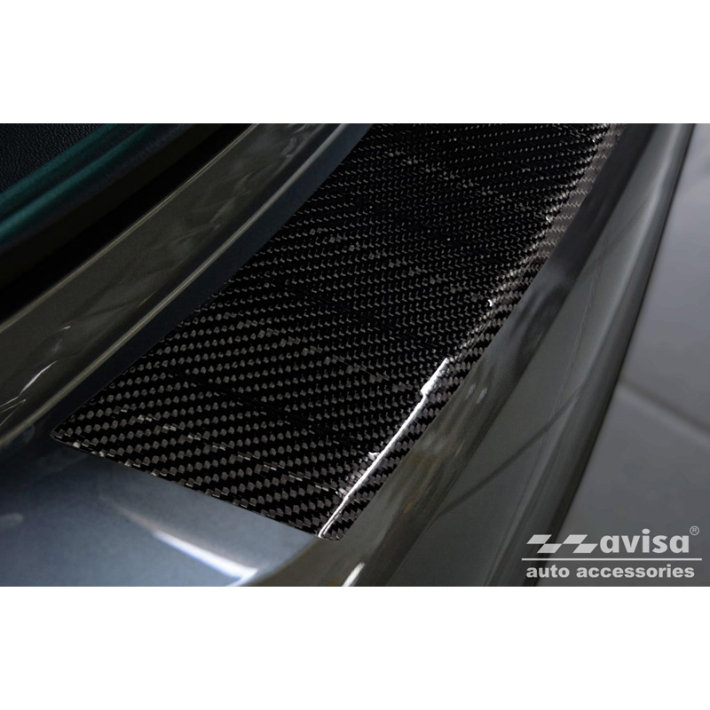 Real 3D Carbon Rear bumper protector  Opel Insignia Sports Tourer 2017- & FL 2020- 'Ribs'
