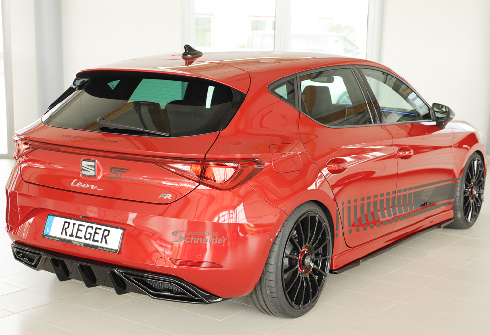 Diffuser passend voor Seat Leon KL Rieger glans zwart