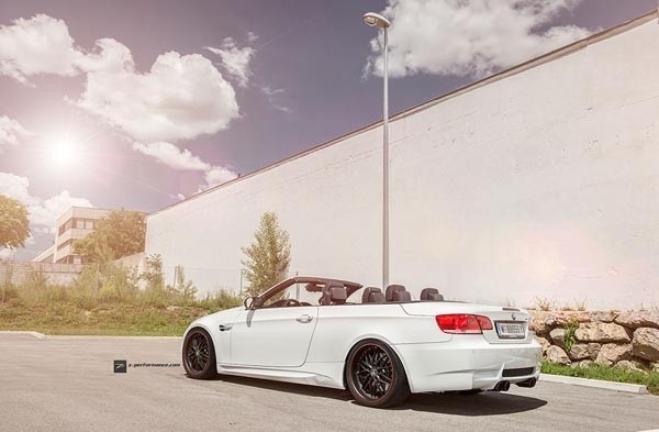 Z-Performance Two Matte Black - Red Stripe 9x19 5x120 ET38 Velge