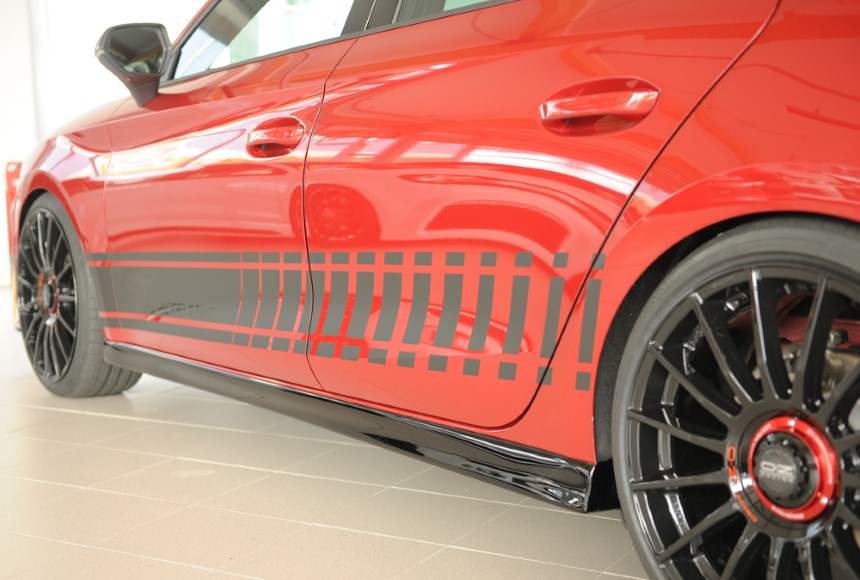 Zijskirts passend voor Seat Leon KL Rieger glans zwart