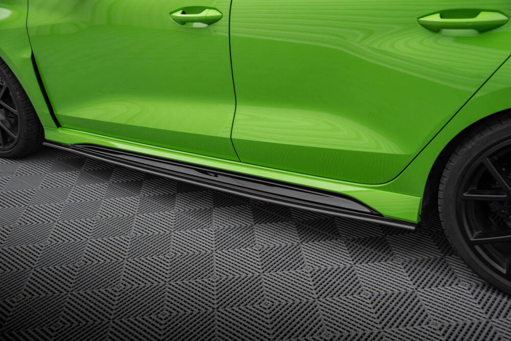 Zijskirts passend voor Audi RS3 8Y Limousine Maxton Carbon