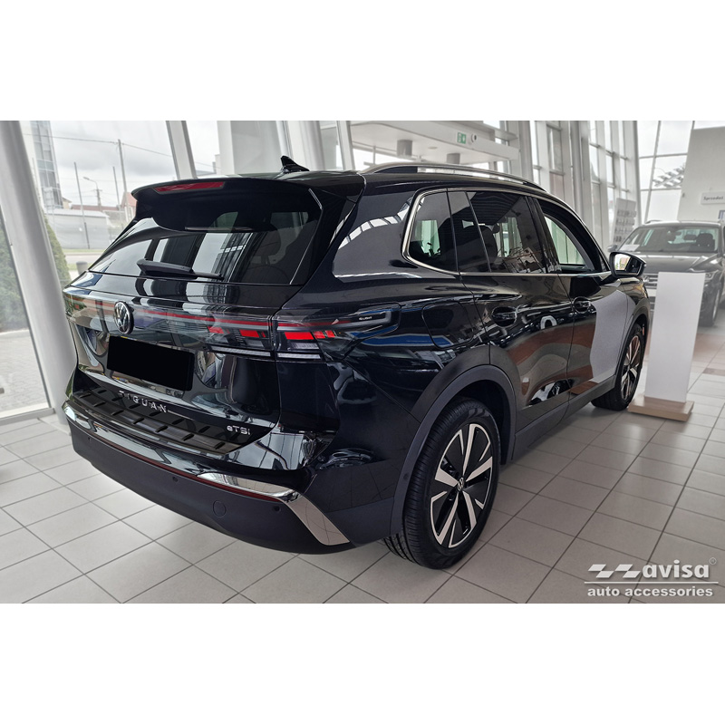 Black Stainless Steel Rear bumper protector  Volkswagen Tiguan III (CT1) 2024- 'STRONG EDITION'