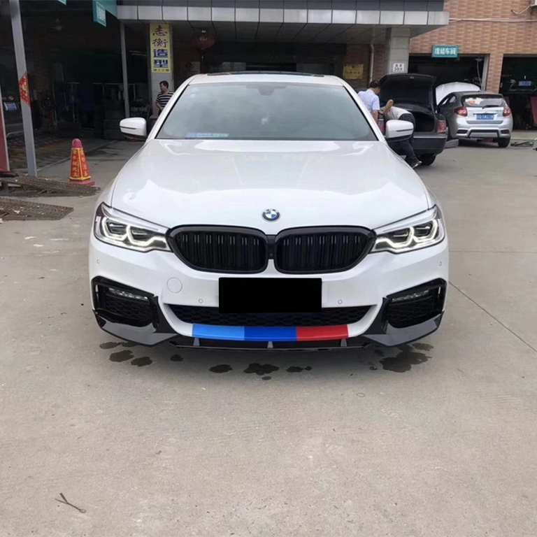 Voorspoiler passend voor BMW 5 Serie G30 G31 17-20 M Performance Look M Stripes