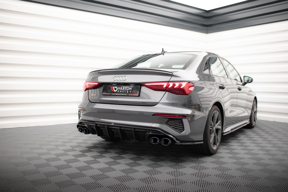 Diffuser passend voor Audi S3 Sedan 8Y Maxton Glans Zwart met sierstukken Chroom