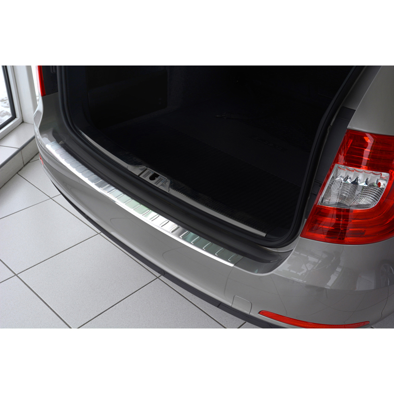 Stainless Steel Rear bumper protector  Skoda Superb Combi 2013-2015 'Ribs'