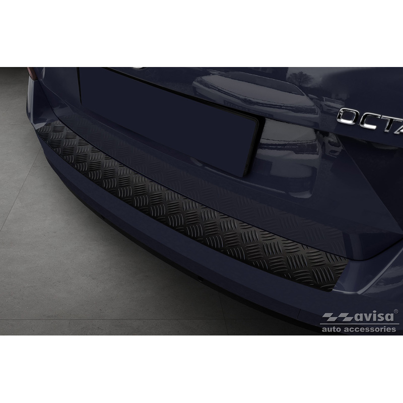 Matt Black Aluminum Rear bumper protector  Skoda Octavia III Kombi Facelift 2017-2020 'Riffled Plate'