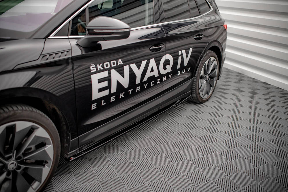 Zijskirts passend voor Skoda Enyaq IV Maxton Glans Zwart