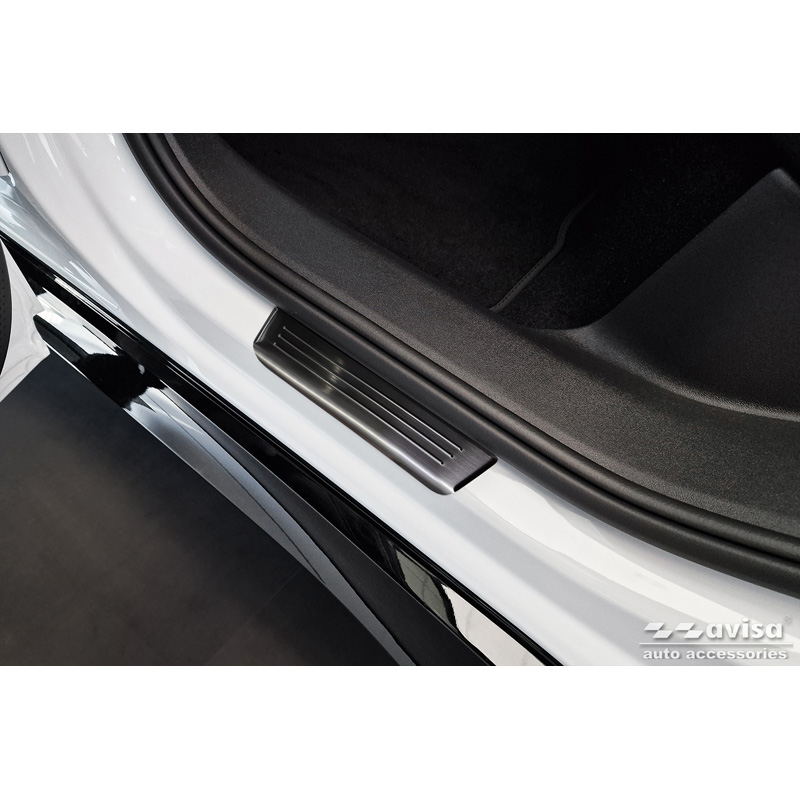 Black Inox door sill protectors  Volkswagen ID.7 2023- & ID.7 Tourer 2024- - 'Lines' - 4-pieces