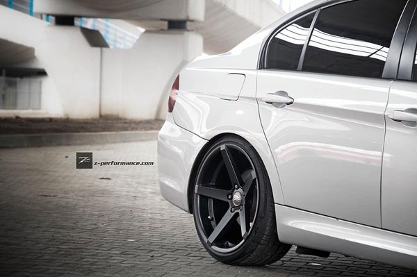 Z-Performance Six Matte Black 8,5x19 5x120 ET35 Velgen